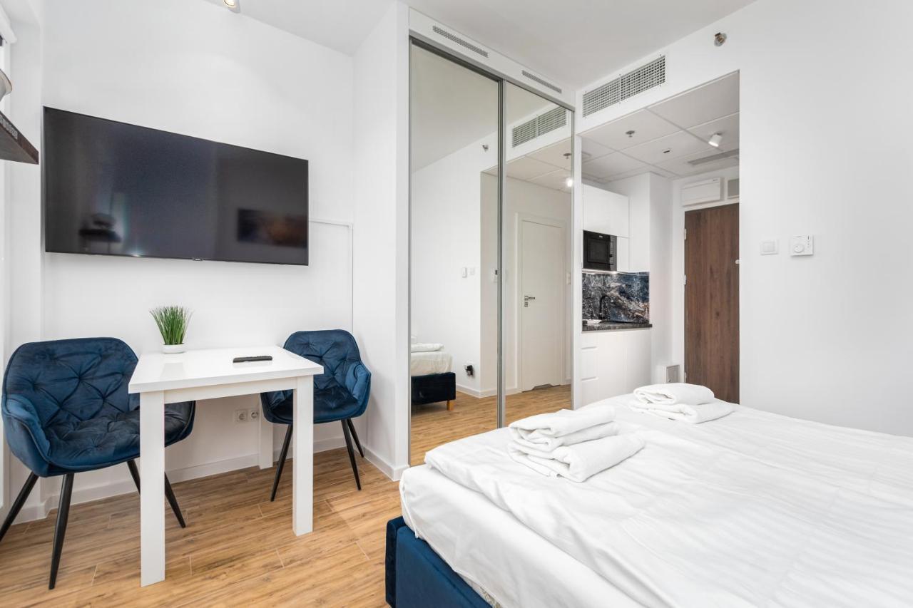 Kasprzaka 29 B-C By Homeprime Warszawa Exteriör bild